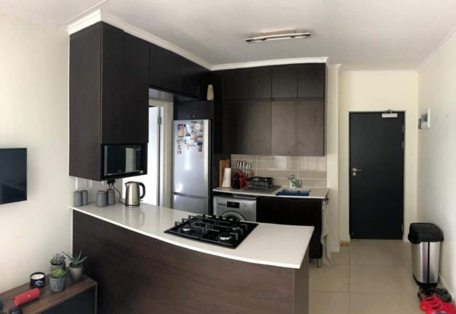 To Let 1 Bedroom Property for Rent in De Velde Western Cape